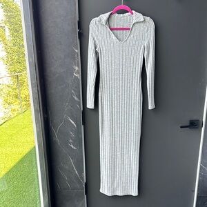 Elegant Gray Knit Maxi Dress